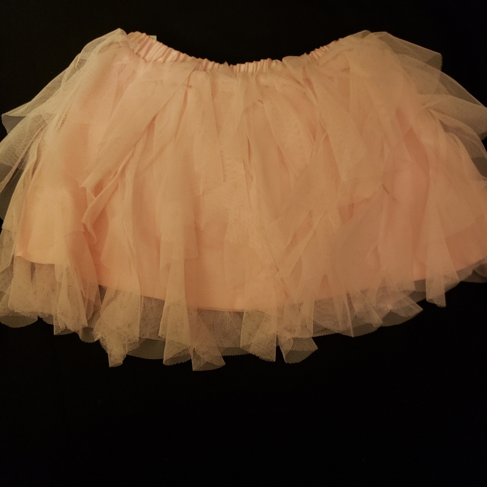 Oshkosh NWT, pink ruffle skirt. Girls - Picture 2 of 4